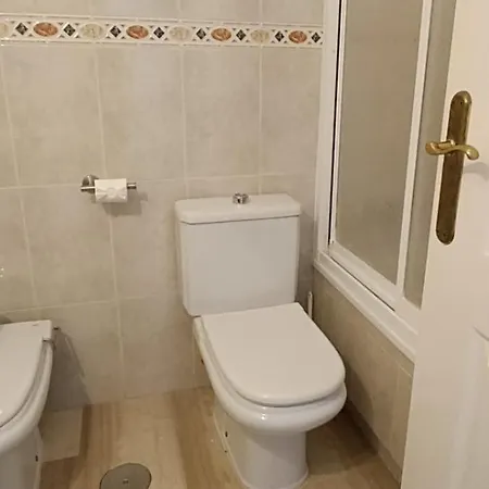 Carvajal 50 M Playa * 푸엔히롤라